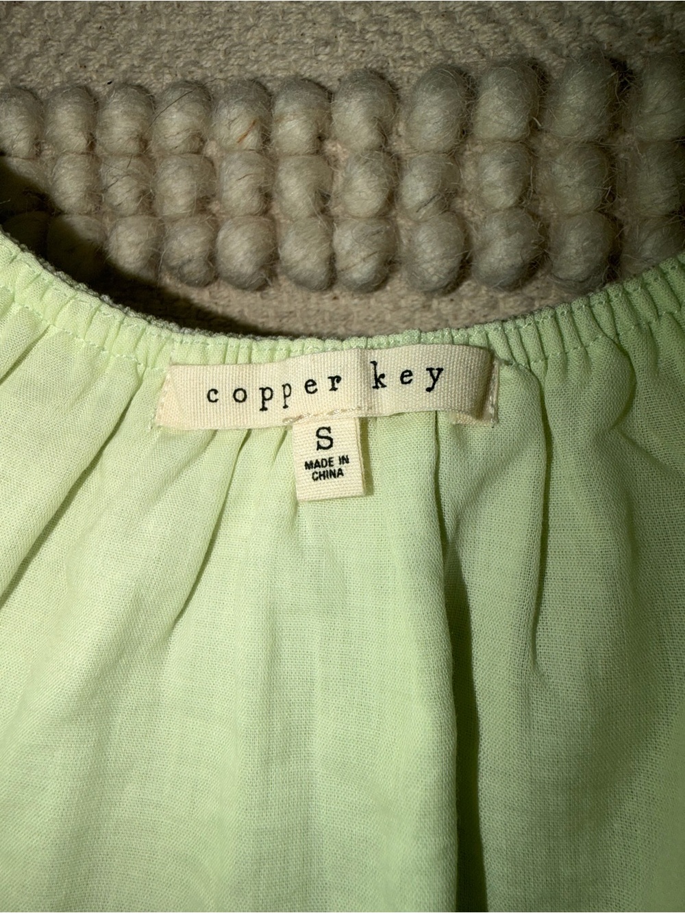 Copper Key Gingham Pale Mint Puff Sleeve Cropped Blouse - Picture 3 of 3